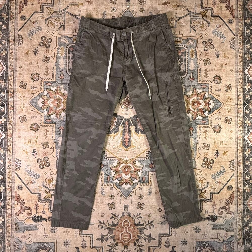 Vuori camo rip stop pants size large outdoor athletic hiking camping travel